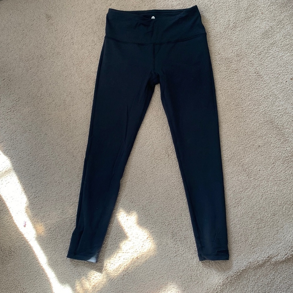 Like new condition! Size L- leggings